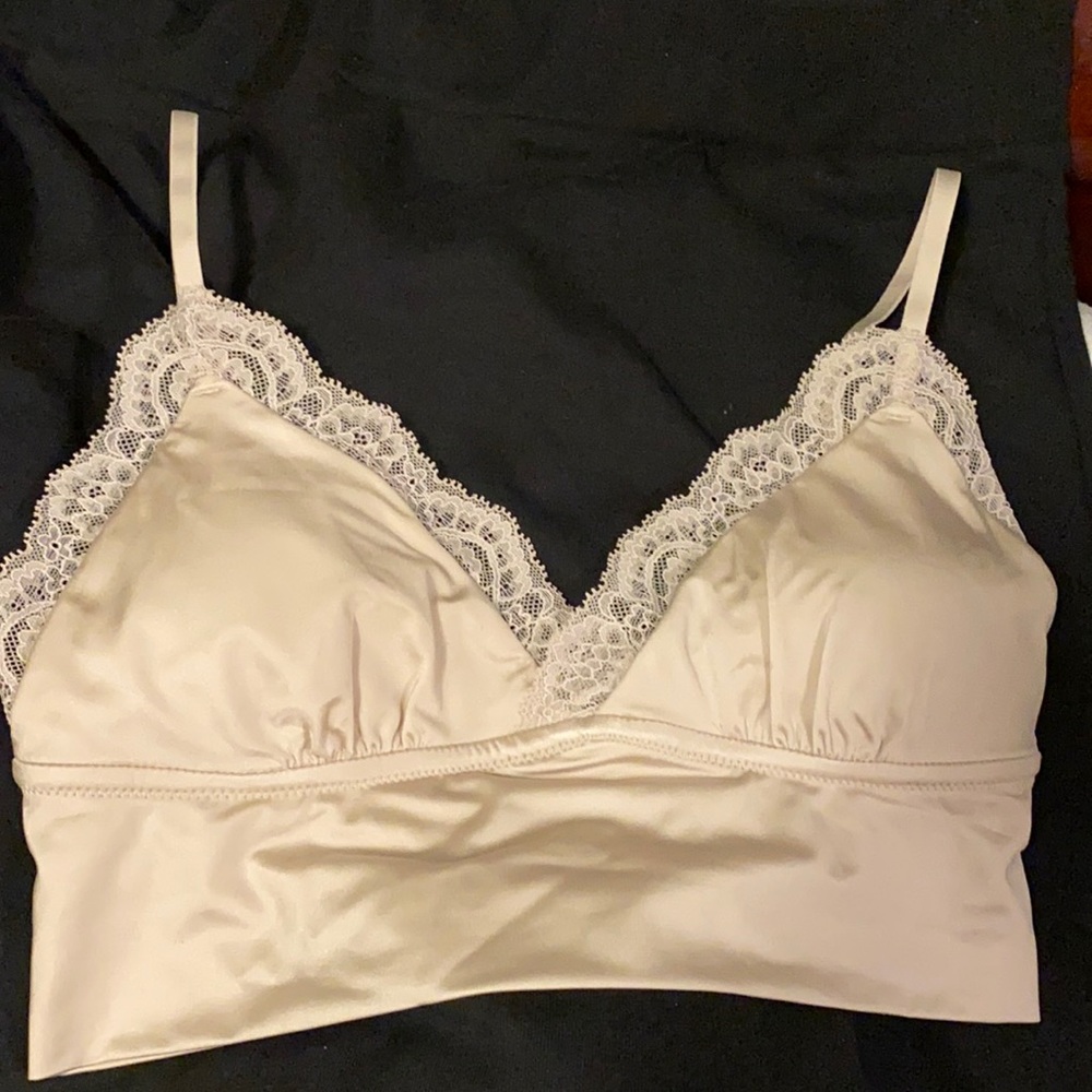 Brand new silky material bralette
